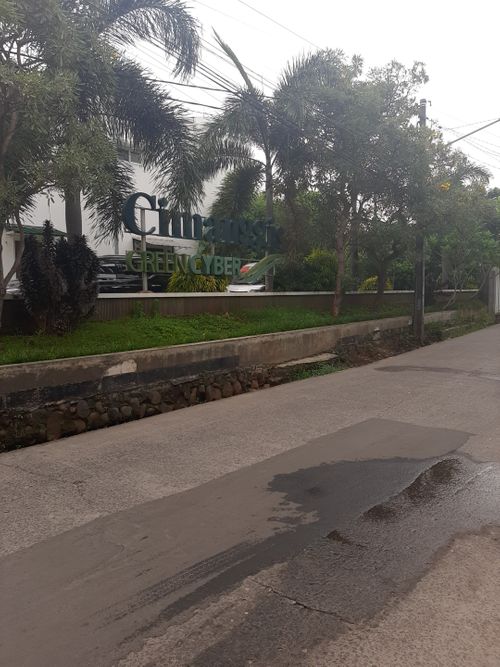 foto gerbang perumahan CIMANGGIS GREEN CYBER