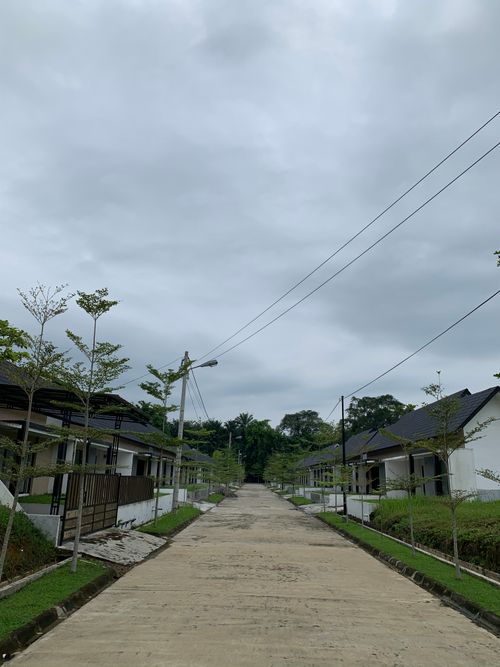 foto posisi tengah perumahan RIVER VALLEY RESIDENCE
