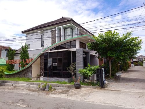 foto gerbang perumahan MERBABU LAND TOWN HOUSE
