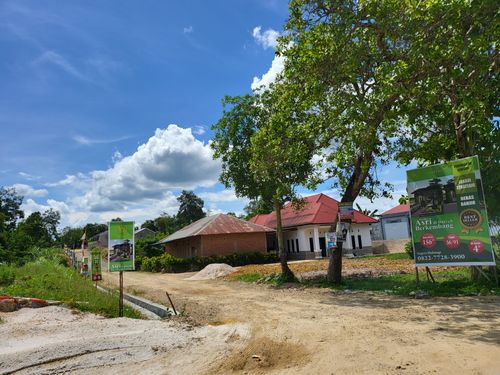 foto gerbang perumahan GRAHA GARDEN
