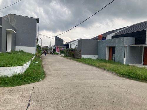 foto posisi tengah perumahan PRIMA AMERTA RESIDENCE