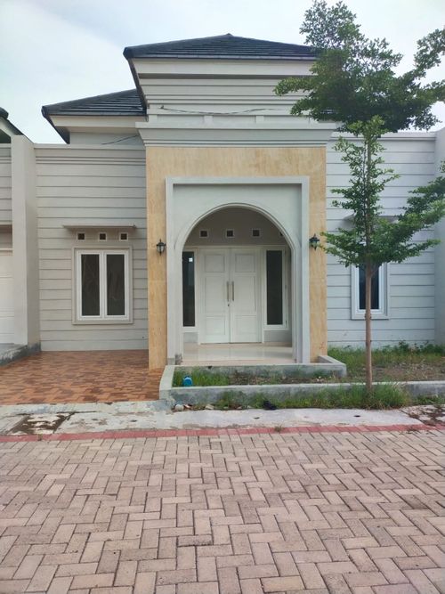 foto tampak rumah tipe 90 perumahan The Emerald Residence