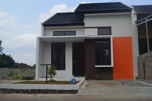 foto tampak rumah tipe 45 perumahan De Nirwana Garden
