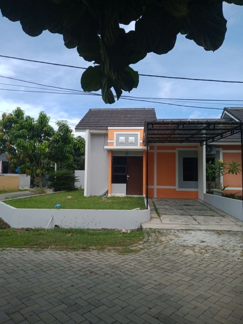 foto contoh rumah perumahan Bumi Indah Cluster Udayana