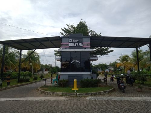 foto gerbang perumahan Bumi Indah Cluster Udayana