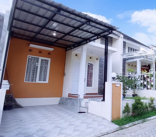 foto tampak rumah tipe 40/148 perumahan CLUSTER GRAND VALLEY