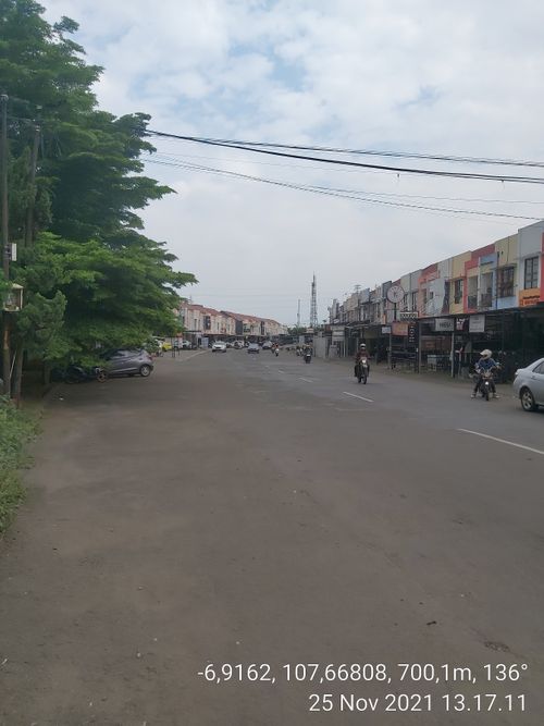 foto posisi tengah perumahan PURI DAGO