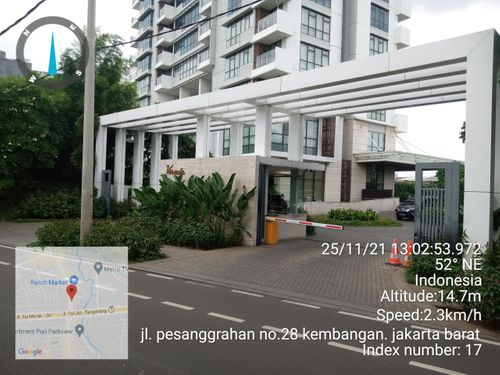 foto gerbang perumahan Veranda Residence @ Puri