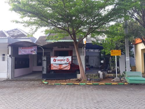foto tampak rumah tipe MINIMALIS perumahan Green Puspa Asri