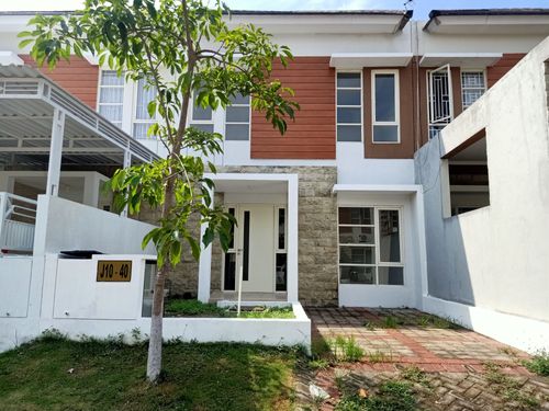 foto tampak rumah tipe MOBERLY perumahan Taman Vancouver