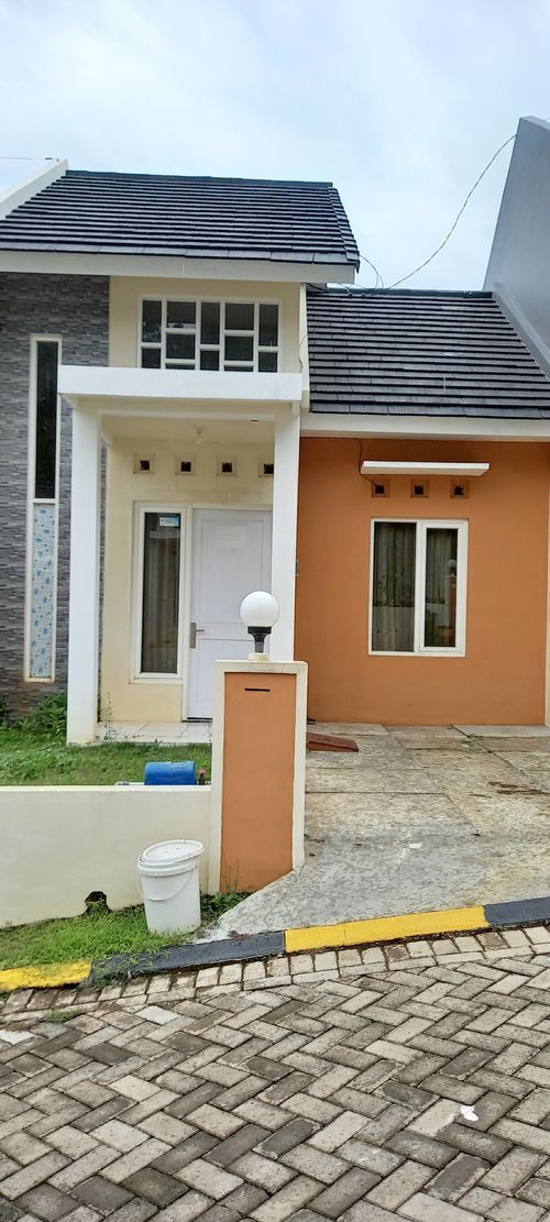 foto tampak rumah tipe 40/78 C303 perumahan CLUSTER GRAND VALLEY