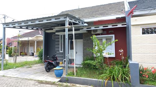 foto tampak rumah tipe 40 perumahan PERUMAHAN SAPPHIRE TOWNHOUSE
