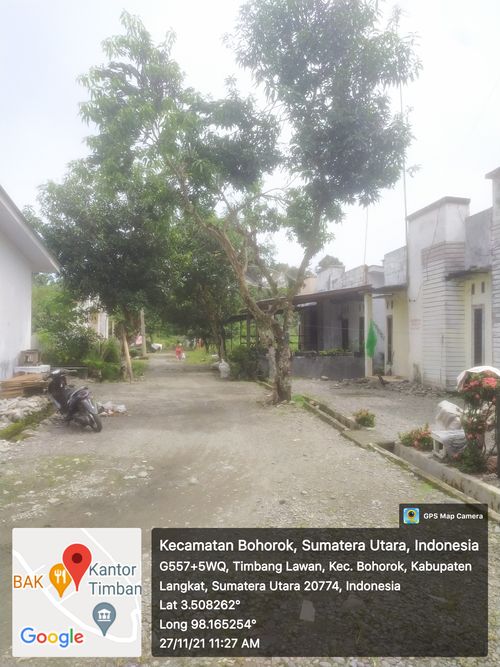 foto posisi tengah perumahan Bukit Kesturi Indah