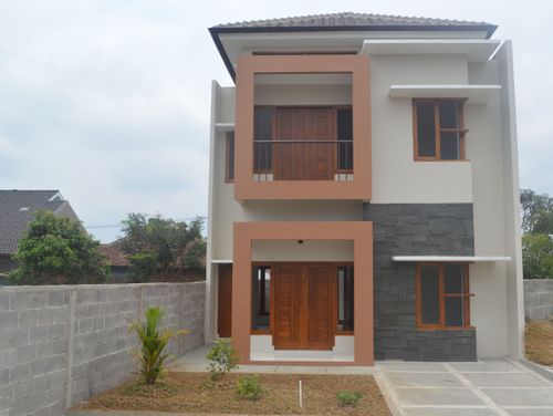 foto tampak rumah tipe 120 perumahan De Nirwana Garden