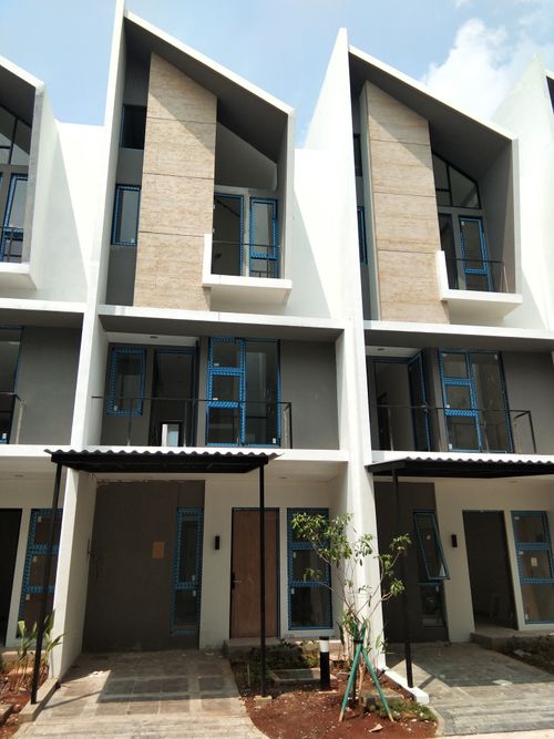 foto contoh rumah perumahan PROVENCE SUITES