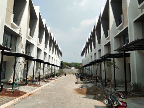 foto posisi tengah perumahan PROVENCE SUITES