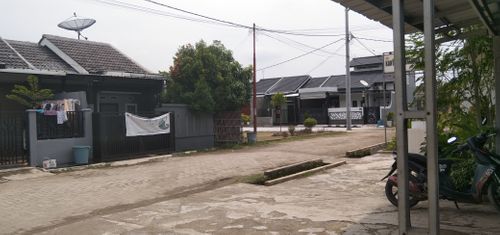 foto posisi tengah perumahan GRAHA ARTHA MARGASARI