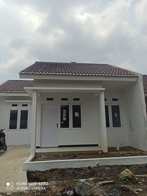 foto contoh rumah perumahan TAMAN CIBADUYUT INDAH III