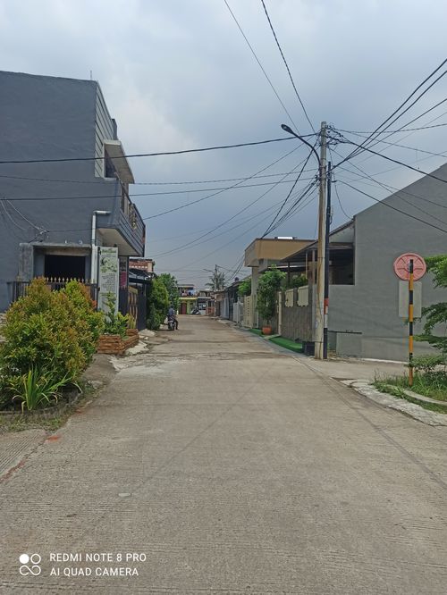 foto posisi tengah perumahan TAMAN CIBADUYUT INDAH III