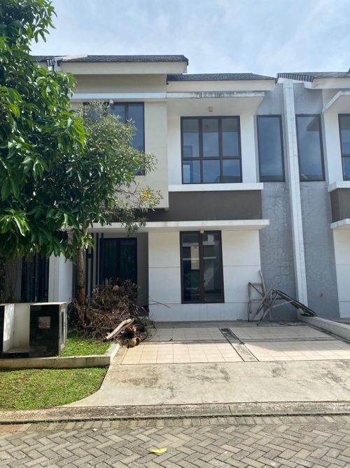 foto tampak rumah tipe ASTER perumahan SERPONG JAYA THE SPRING
