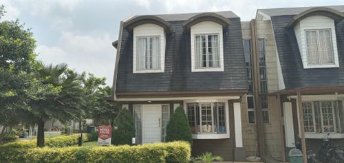 foto contoh rumah perumahan Rancamaya Golf Estate
