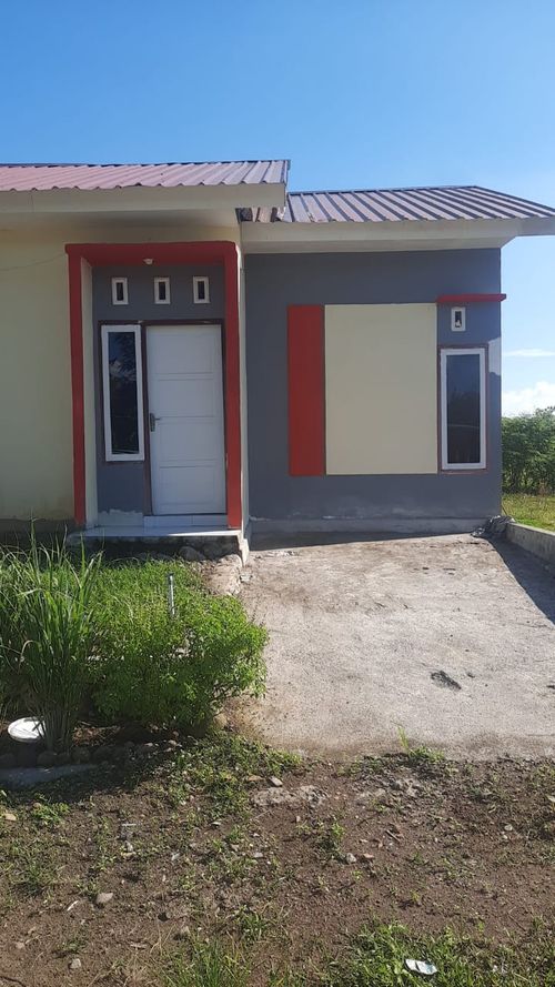 foto tampak rumah tipe 36/72 perumahan PURI NIRANNUANG RESIDENCE
