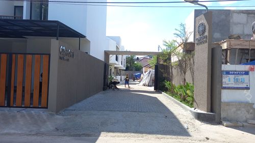 foto gerbang perumahan CONFORTI RESIDENCE