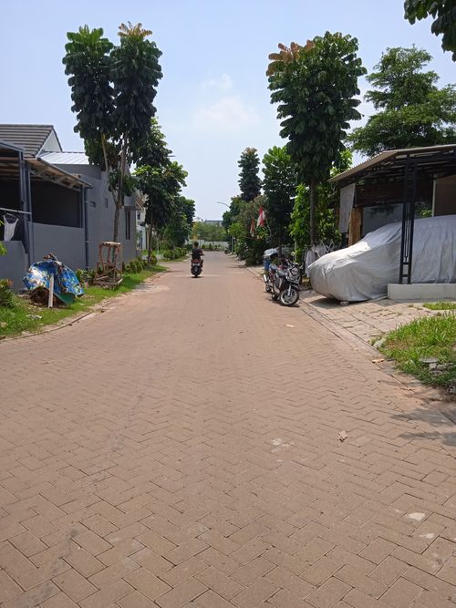 foto posisi tengah perumahan Puri Jaya 14