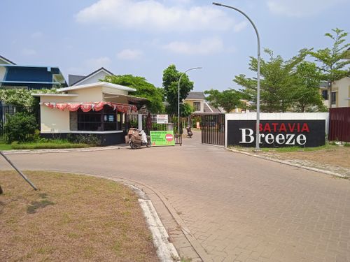 foto gerbang perumahan Puri Jaya 14