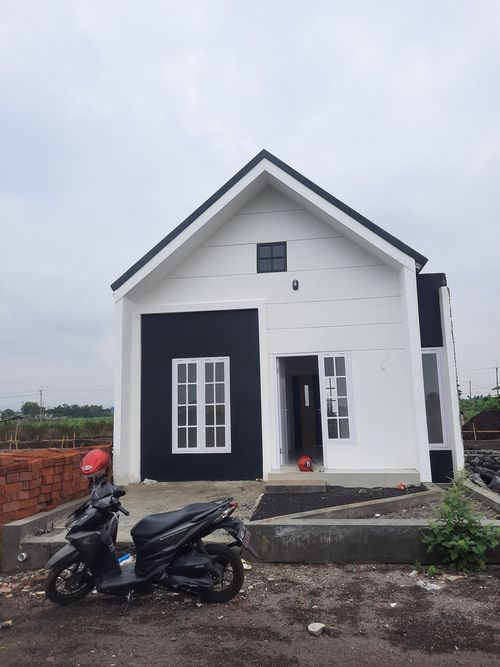 foto contoh rumah perumahan DEANDLES GOLDEN PARK