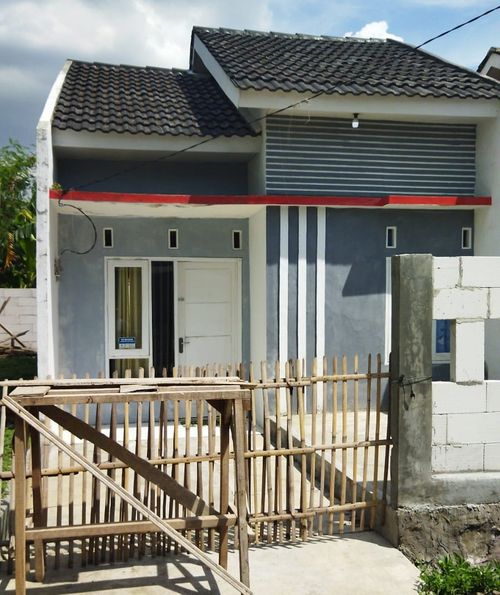 foto tampak rumah tipe 36/96 perumahan Alam Pesona Wanajaya