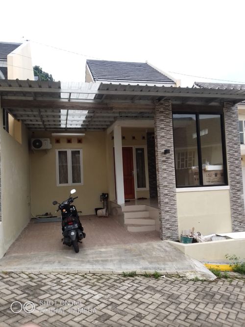 foto tampak rumah tipe 40/78 C2-04 perumahan CLUSTER GRAND VALLEY