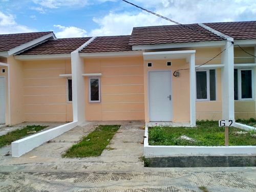 foto tampak rumah tipe 36/72 perumahan Perumahan Puskeu Mabes Polri