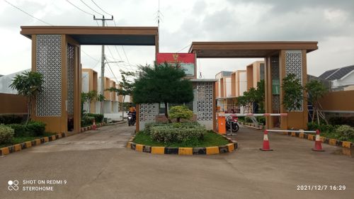 foto gerbang perumahan KARTIKA RESIDENCE