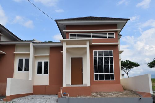 foto tampak rumah tipe Emerald perumahan Griya Maleosan Indah