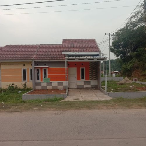 foto tampak rumah tipe Komersil perumahan GRAND CIKARANG VILLAGE