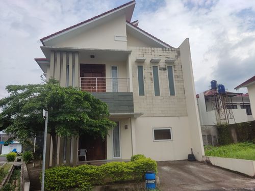 foto contoh rumah perumahan GRAND MAYASARI ESTATE