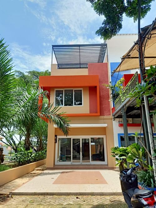 foto tampak rumah tipe RUKO CA-12 perumahan Taman Arcadia Mediterania