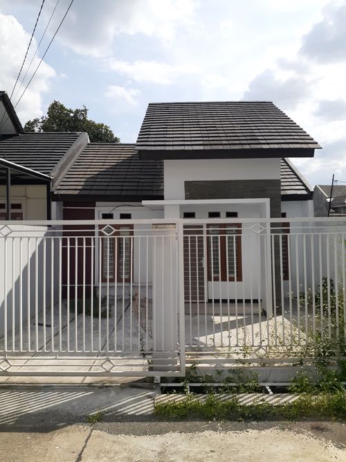 foto contoh rumah perumahan PERMATA BUAH BATU 2