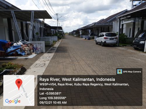 foto posisi tengah perumahan Khayangan Residence