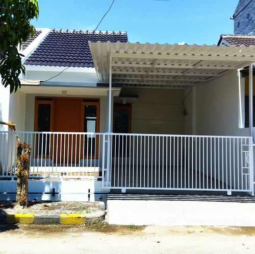 foto tampak rumah tipe 42/90 perumahan BUMI ADIPURA CLUSTER TULIP TAHAP 6