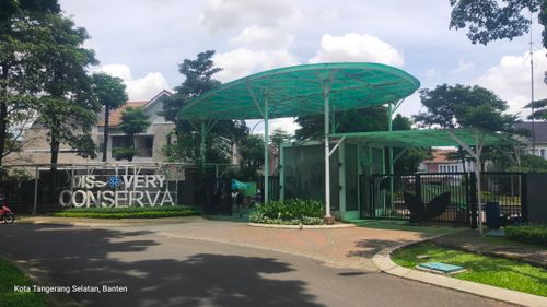 foto gerbang perumahan DISCOVERY CONSERVA BINTARO JAYA