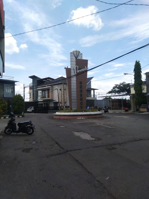 foto posisi tengah perumahan PERMATA INTAN REGENCY