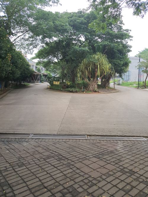 foto posisi tengah perumahan GOLDEN PARK 2