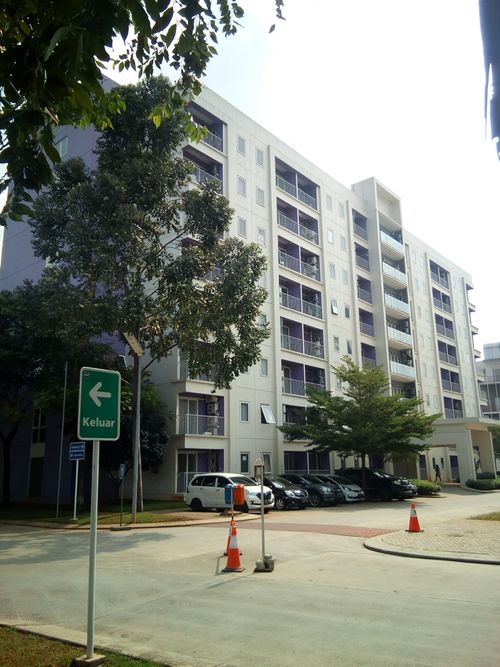 foto tampak rumah tipe ACR2-HOEK perumahan APARTEMENT AEROPOLIS