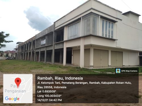 foto tampak rumah tipe Ruko perumahan Perumahan Rosewood Residence