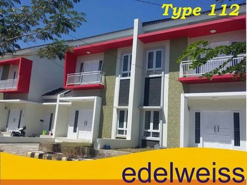 foto tampak rumah tipe 112 Edelweiss perumahan BUMI AROEPALA