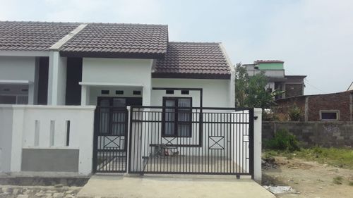 foto tampak rumah tipe 36 perumahan PERMATA KOPO 2