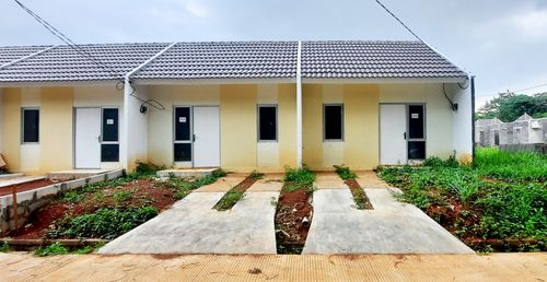 foto contoh rumah perumahan Grand Mutiara Gading