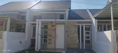 foto contoh rumah perumahan PERMATA REGENCY